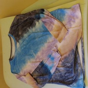 Tie-dyed long sleeve t-shirt M/NWT